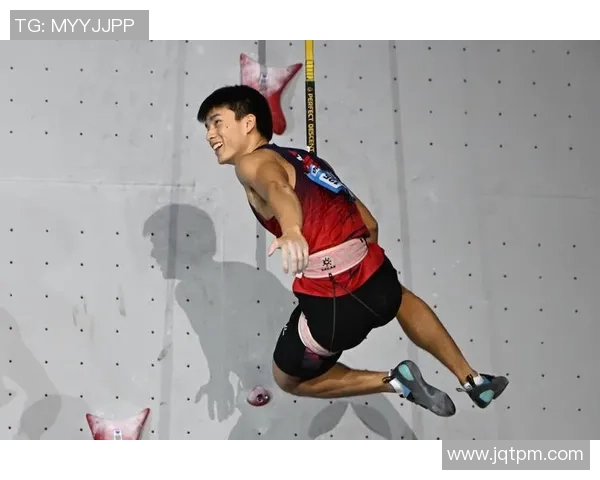 重庆攀岩队与上海攀岩队赛后复盘分析比赛节奏与战术对比